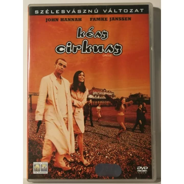 Kész cirkusz - John Hannah, Famke Janssen